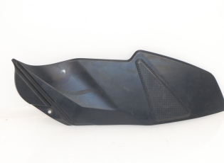 CACHE CHASSIS LATERAL DROIT