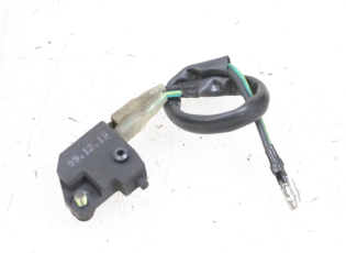 CONTACTEUR FEU STOP DROIT