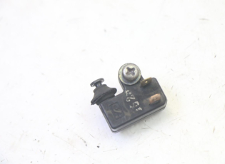 CONTACTEUR FEU STOP DROIT