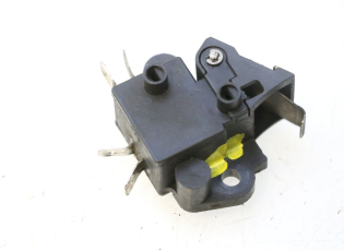 CONTACTEUR FEU STOP GAUCHE
