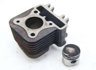 CYLINDRE PISTON