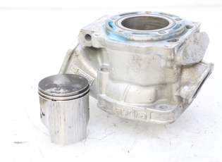 CYLINDRE PISTON