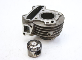 CYLINDRE PISTON