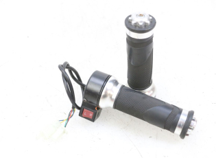 POIGNEE ACCELERATEUR