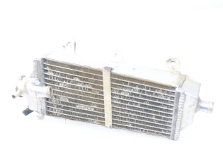 RADIATEUR DROIT