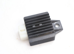 REGULATEUR CHARGE
