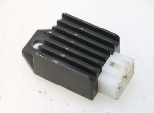 REGULATEUR CHARGE