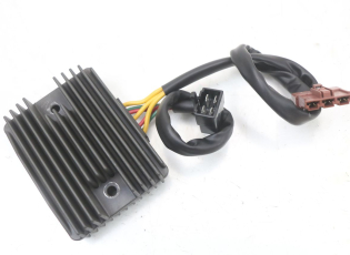 REGULATEUR CHARGE