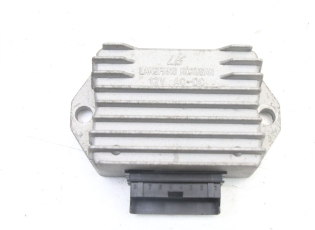 REGULATEUR CHARGE