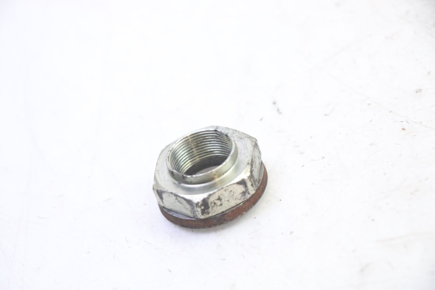 photo de ÉCROU PIGNON SORTIE BOÎTE VITESSES YAMAHA FZ6 FAZER S2 600 (2007 - 2011)
