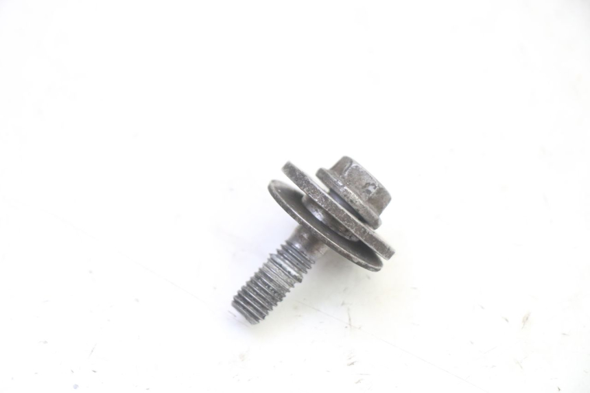 photo de ÉCROU PIGNON SORTIE BOÎTE VITESSES BMW G310 R 310 (2016 - 2020)