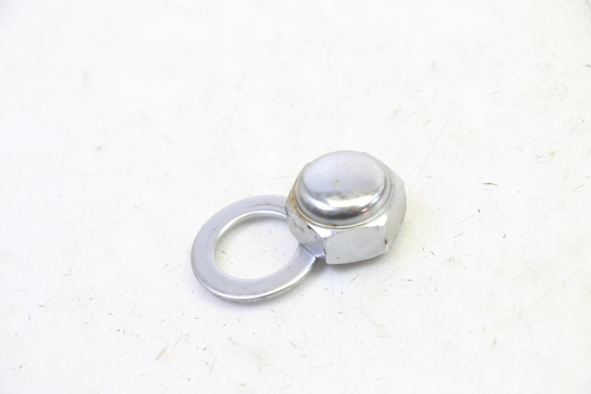 photo de ÉCROU TÉ FOURCHE YAMAHA FZ6 N FAZER 600 (2004 - 2006)