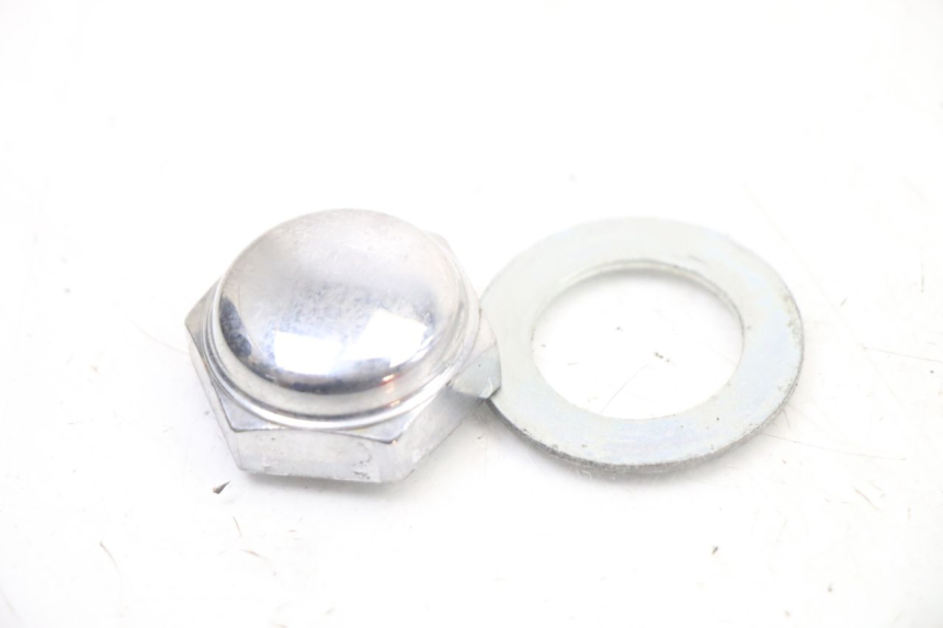 photo de ÉCROU TÉ FOURCHE SUZUKI GSF S BANDIT 600 (2000 - 2004) - Vue principale