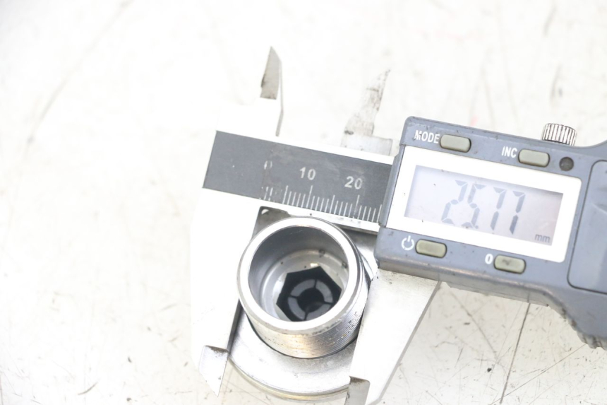 photo de ÉCROU TÉ FOURCHE KAWASAKI ER-6 ER6 N 650 (2012 - 2016)