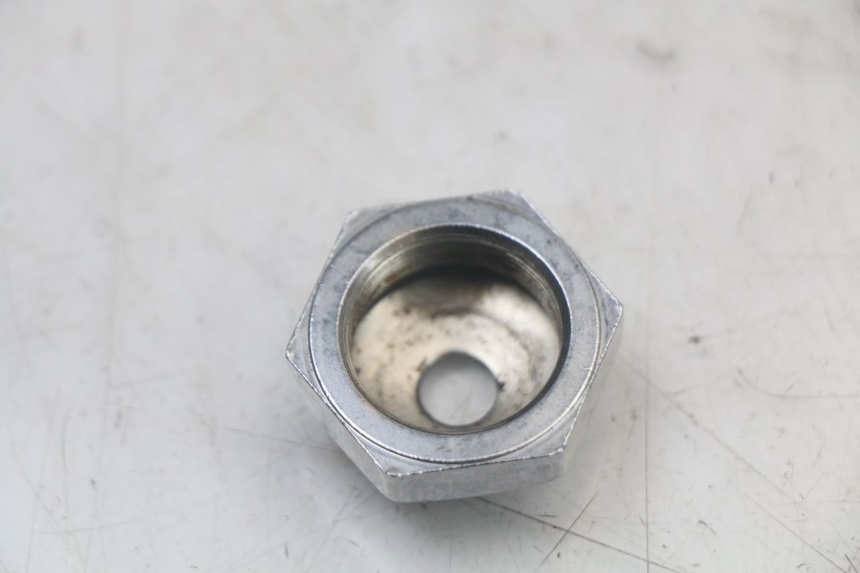photo de ÉCROU TÉ FOURCHE SUZUKI SV N 650 (1999 - 2002)