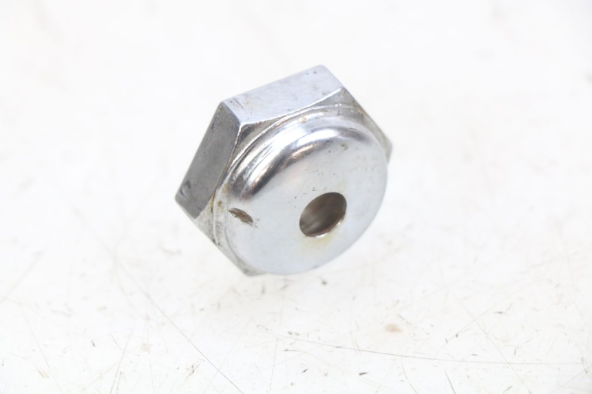 photo de ÉCROU TÉ FOURCHE SUZUKI SV N 650 (1999 - 2002) - Zoom état d’usage