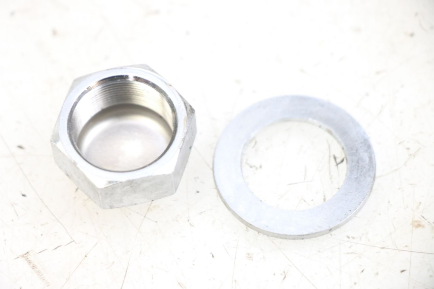 photo de ÉCROU TÉ FOURCHE YAMAHA XJN DIVERSION 600 (2000 - 2003)