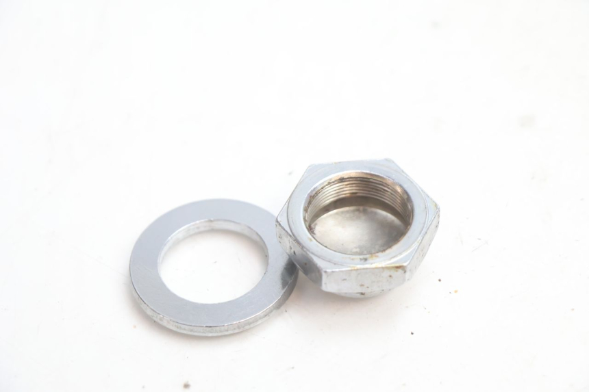 photo de ÉCROU TÉ FOURCHE KAWASAKI ZX-6R ZX6R 600 (1995 - 1997) - Zoom état d’usage