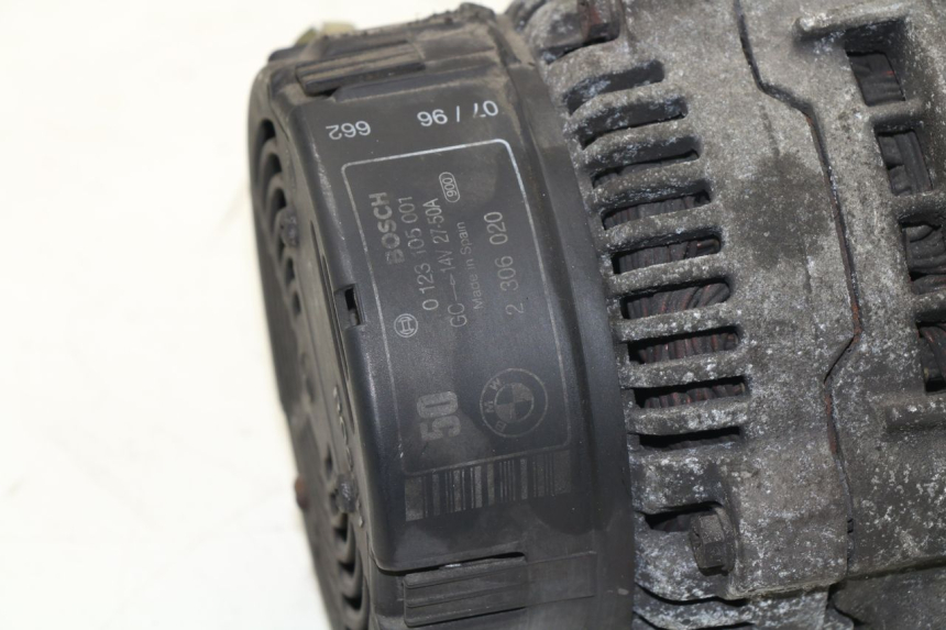 photo de ALTERNATEUR BMW R RT ABS 1100 (1996 - 2001) - Autre angle de vue