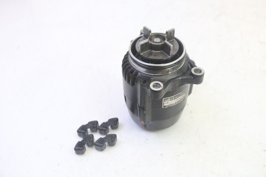 photo de ALTERNATEUR KAWASAKI GPZ RX 1000 (1986 - 1988) - Vue d’ensemble