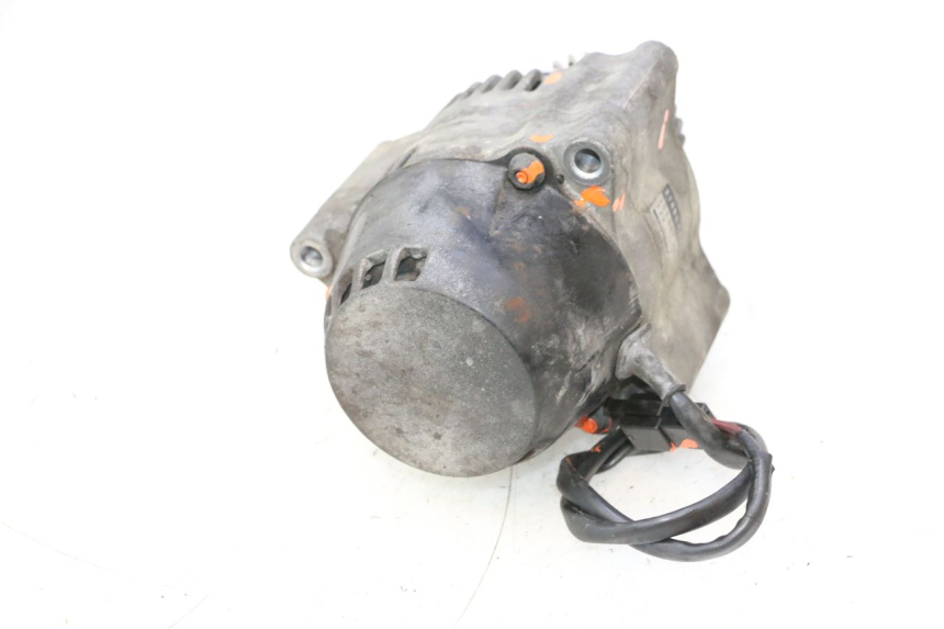 photo de ALTERNATEUR SUZUKI GSX F GSXF 750 (1988 - 1998) - Vue d’ensemble