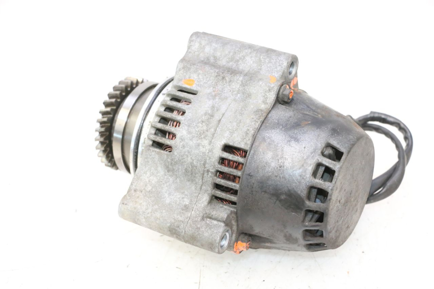 photo de ALTERNATEUR SUZUKI GSX F GSXF 750 (1988 - 1998) - Points de fixation
