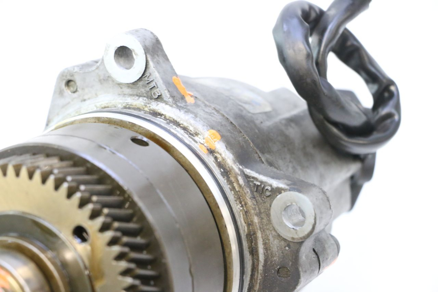 photo de ALTERNATEUR HONDA ST PAN EUROPEAN 1100 (1990 - 2002) - Zoom composants