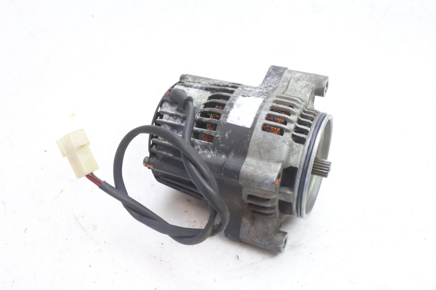 photo de ALTERNATEUR YAMAHA XJR 1300 (1998 - 2002) - Vue principale