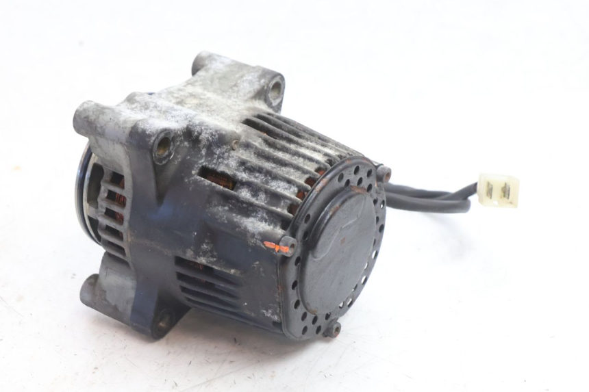 photo de ALTERNATEUR YAMAHA XJR 1300 (1998 - 2002) - Vue d’ensemble