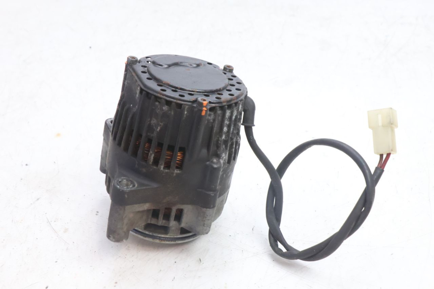 photo de ALTERNATEUR YAMAHA XJR 1300 (1998 - 2002) - Points de fixation