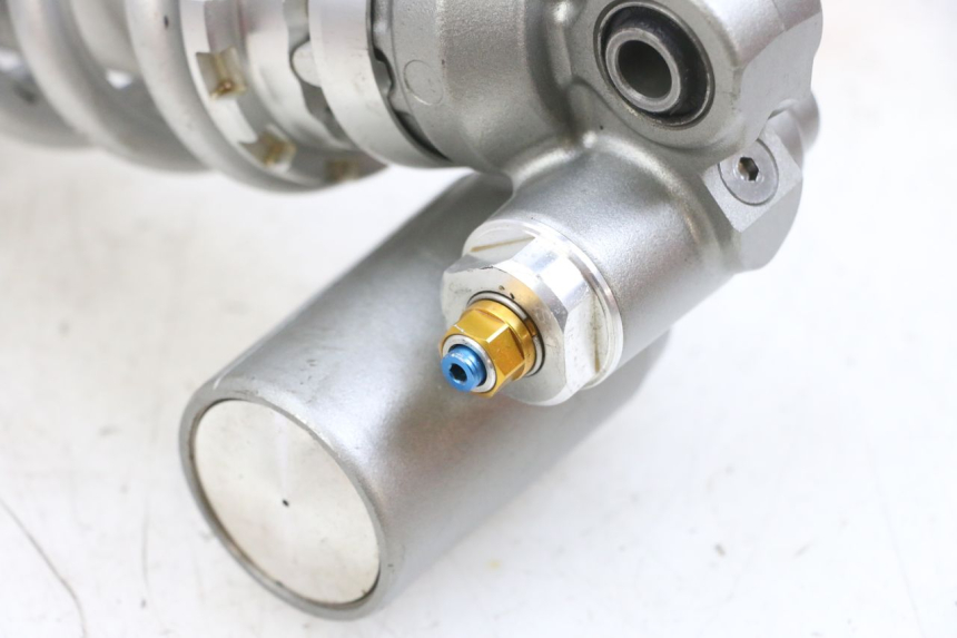 photo de AMORTISSEUR ARRIERE SUZUKI GSF N BANDIT 600 (1996 - 1999) - Vue d’ensemble