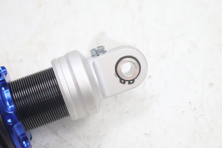 photo de AMORTISSEUR ARRIERE APOLLO RFZ 150 - Vue d’ensemble