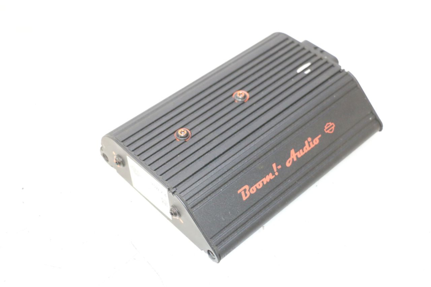 photo de AMPLIFICATEUR HARLEY DAVIDSON ROAD GLIDE FLTRXSE 1920 (2018 - 2022) - Points de fixation