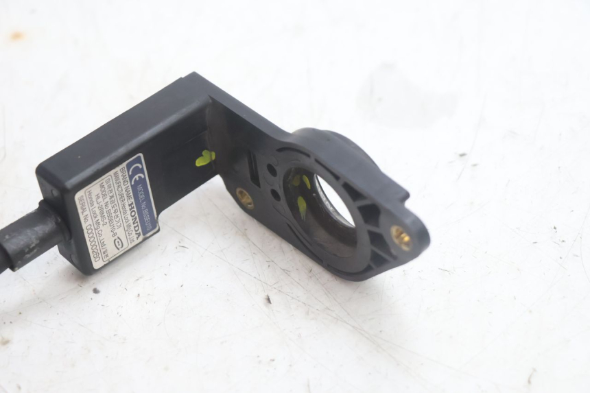 photo de ANTENNE TRANSPONDEUR HONDA FJS SILVER WING SILVERWING 400 (2005 - 2008) - Gros plan technique