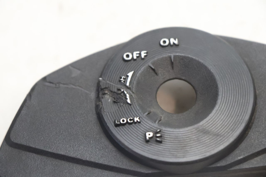 photo de ANTENNE TRANSPONDEUR SUZUKI GSR 600 (2005 - 2012) - Détail de la pièce