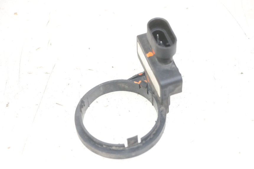 photo de ANTENNE TRANSPONDEUR PIAGGIO MP3 LT 400 (2007 - 2012)