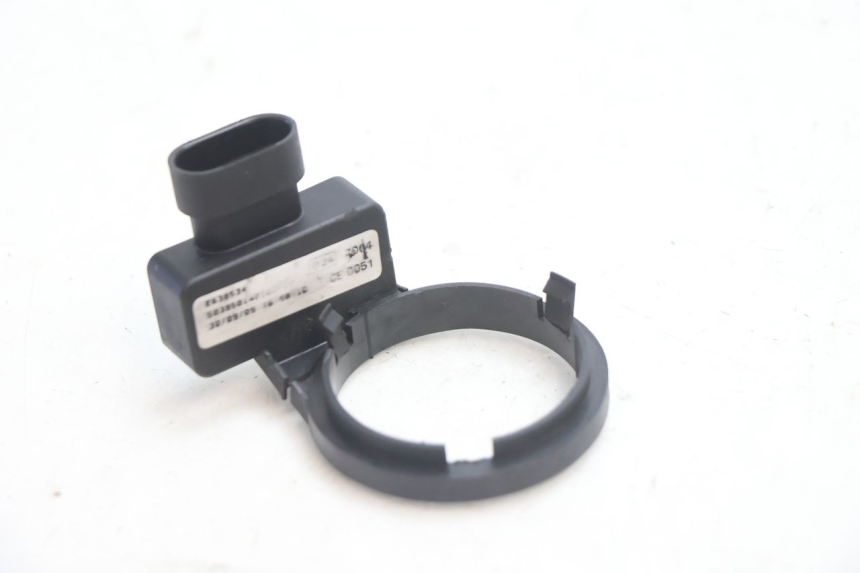 photo de ANTENNE TRANSPONDEUR PIAGGIO MP3 LT 300 (2010 - 2016) - Détail de la pièce