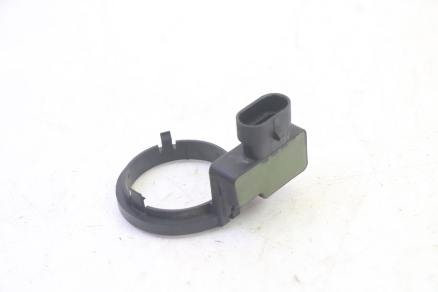 photo de ANTENNE TRANSPONDEUR PIAGGIO MP3 RL 250 (2007 - 2010) - Zoom état d’usage