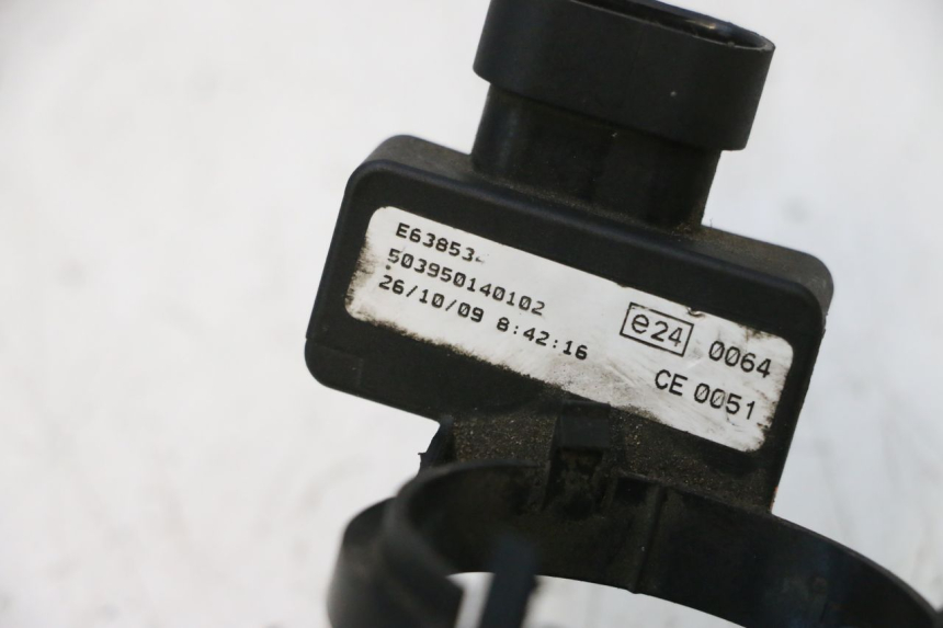 photo de ANTENNE TRANSPONDEUR PIAGGIO MP3 RL 250 (2006 - 2010) - Détail de la pièce
