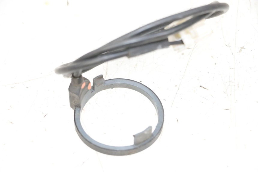 photo de ANTENNE TRANSPONDEUR PEUGEOT SATELIS 125 (2006 - 2009) - Autre angle de vue