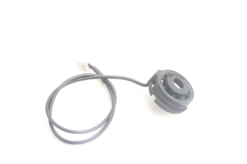 photo de ANTENNE TRANSPONDEUR PEUGEOT SATELIS 125 (2006 - 2009) - Zoom état d’usage