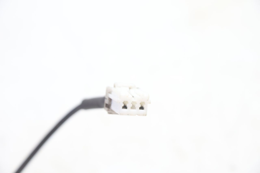 photo de ANTENNE TRANSPONDEUR PEUGEOT SPEEDFIGHT LC 50 (1996 - 2002) - Gros plan technique