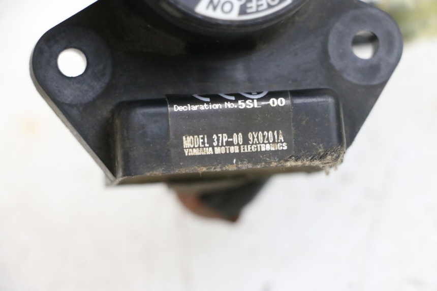 photo de ANTENNE TRANSPONDEUR YAMAHA X-MAX XMAX 125 (2010 - 2013) - Zoom état d’usage