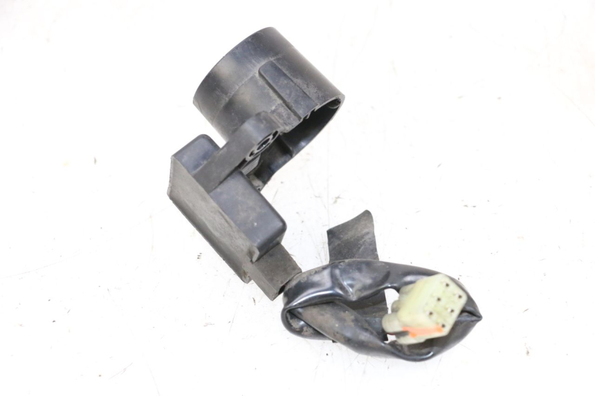 photo de ANTENNE TRANSPONDEUR YAMAHA X-MAX XMAX 250 (2006 - 2009) - Gros plan technique