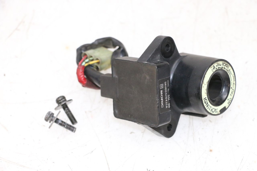 photo de ANTENNE TRANSPONDEUR YAMAHA YP MAJESTY 400 (2004 - 2008) - Gros plan technique