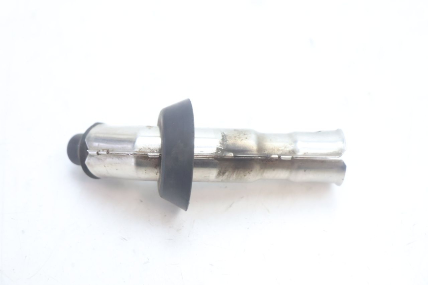 photo de ANTIPARASITE PEUGEOT KISBEE 4T 50 (2010 - 2017) - Zoom état d’usage