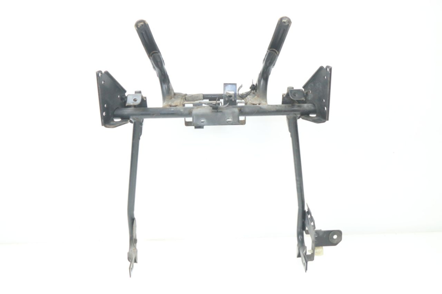 photo de ARAIGNEE FACE AVANT SUZUKI BURGMAN 650 (2002 - 2004)