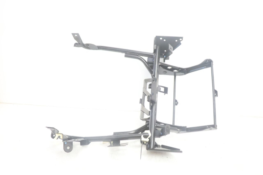 photo de ARAIGNEE FACE AVANT SUZUKI BURGMAN EXECUTIVE ABS 650 (2006 - 2012) - Points de fixation