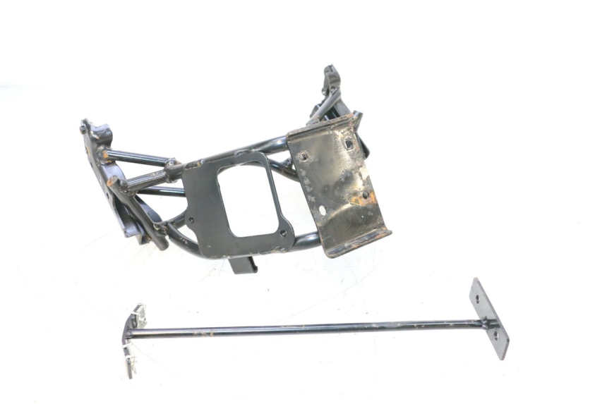 photo de ARAIGNEE FACE AVANT SYM GTS EVO 125 (2009 - 2013) - Autre angle de vue