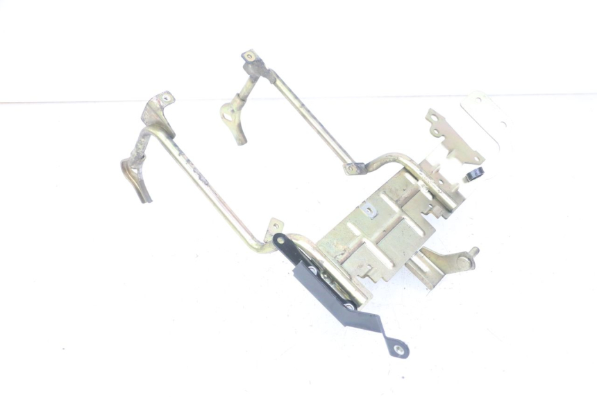 photo de ARAIGNEE FACE AVANT PEUGEOT JET FORCE CARBU 50 (2003 - 2016)